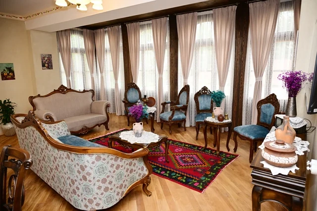 Prezident İlham Əliyev Şuşada "Yasəmən" hotelinin yeni korpusları ilə tanış olub - FOTO