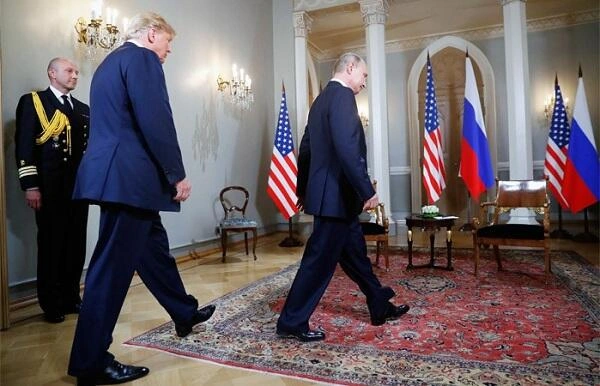 Tramp Putinin ən dəhşətli kabusunu oyatdı - Eggert