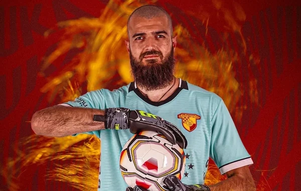 "Qarabağ"ın keçmiş qapıçısı Türkiyə klubuna keçdi
