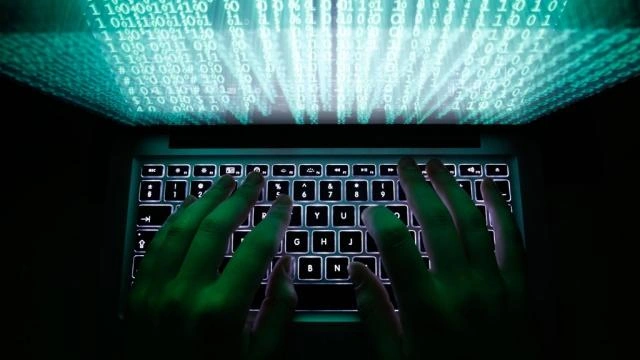 İran hakerləri Britaniyada elektrik stansiyasını söndürdülər