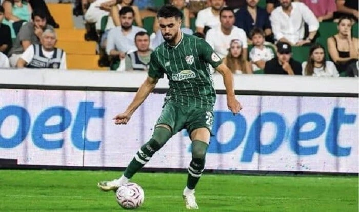 Toral Bayramov "Bursaspor"dan ayrıla bilər