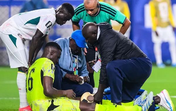 Seneqal futbolunda şok qalmaqal: Komandanın 10 illik həkimi ginekoloq imiş