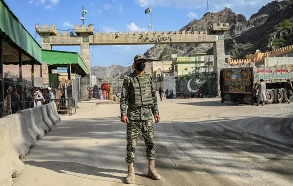 Pakistan Əfqanıstana yaşıl işıq yandırdı: Humanitar dəhliz açıldı
