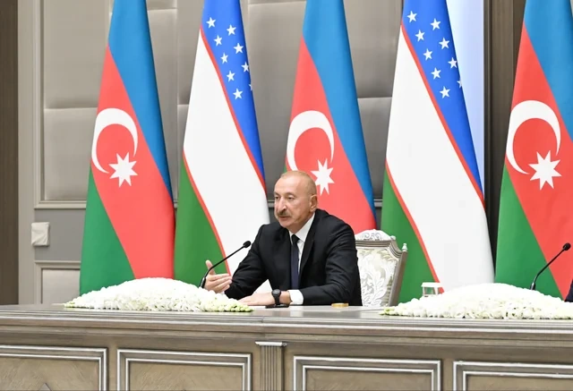 İlham Əliyev: "Azərbaycan ilə Özbəkistan arasında ikitərəfli münasibətlər çox möhkəm təməl üzərində qurulub"