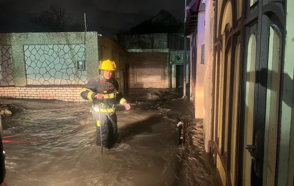FHN: "İntensiv yağışların fəsadlarının aradan qaldırılması işləri davam etdirilir" - FOTO - VİDEO