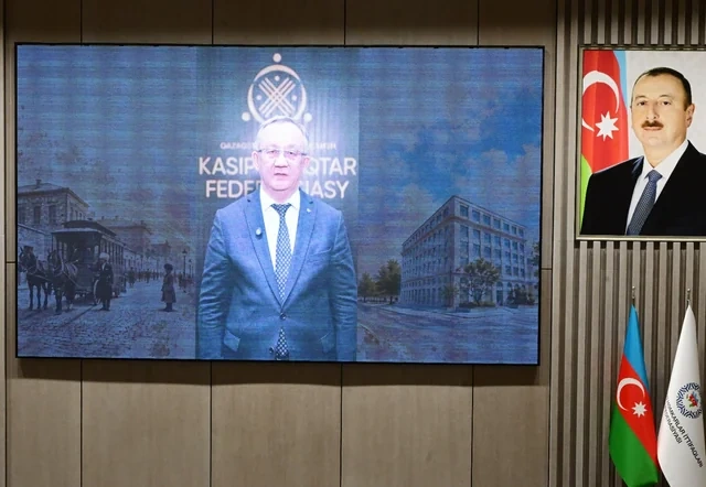 Azərbaycan həmkarlar ittifaqlarının yaradılmasının 121-ci ildönümü qeyd olunub - Foto