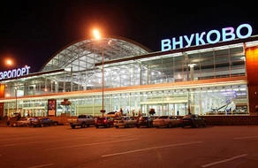 Moskva hava limanlarında onlarla uçuş təxirə salındı