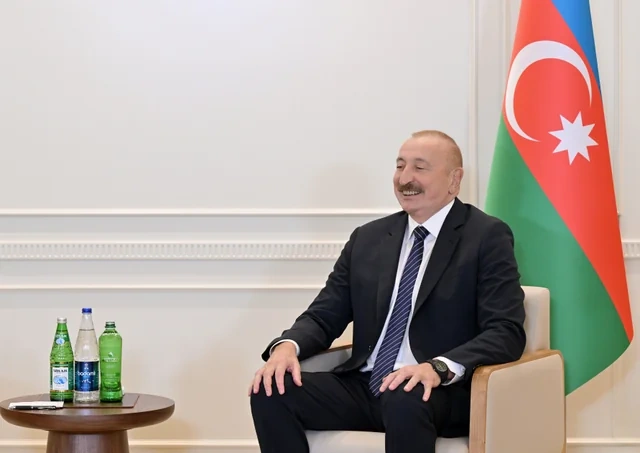 İlham Əliyev Şavkat Mirziyoyev ilə görüşüb - Foto
