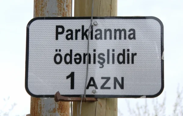Bakıda qanunsuz parklanma yeri yaradıb sürücülərdən pul alırlar? - VİDEO