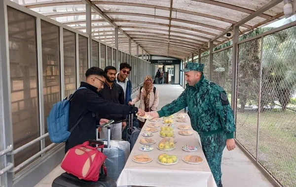 İrandan Azərbaycana 2800-dən çox şəxs təxliyə edilib - FOTO