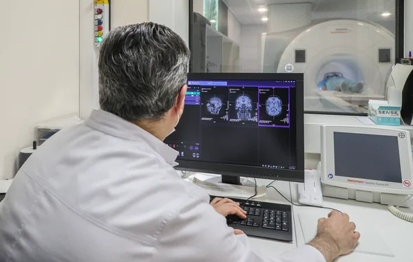 Bir fincan çay 66 yaşlı britaniyalının həyatını xilas etdi
