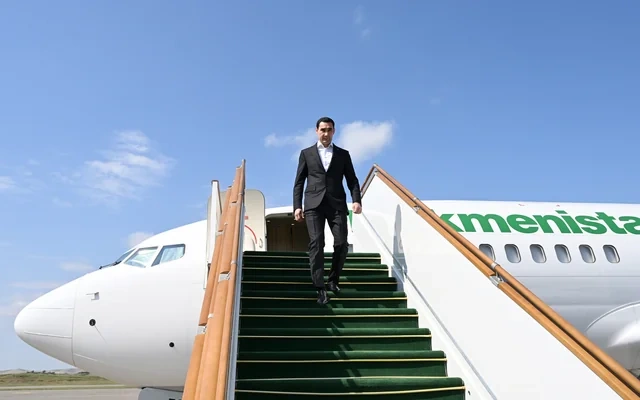 İlham Əliyev və Sərdar Berdiməhəmmədov Füzulidə - FOTO