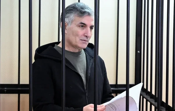 Rusiyada həbsdə olan vəkil Elman Paşayev pensiyasının bərpası üçün iddia qaldırıb