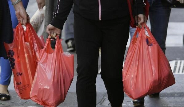 Mağazalarda polietilen torba bahalaşdı?