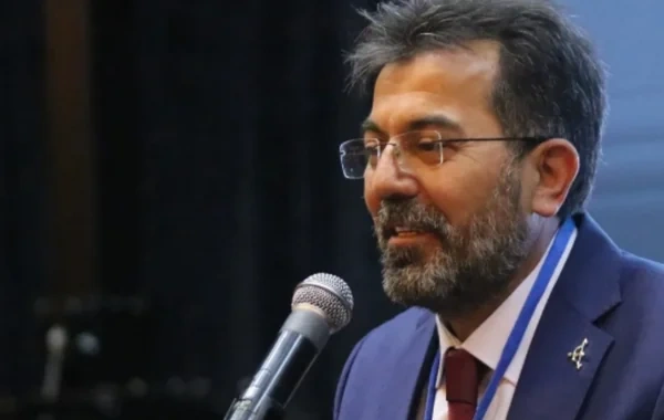 Türkiyəli alim Azərbaycanla bağlı paylaşımına görə ÜZR İSTƏDİ - FOTO