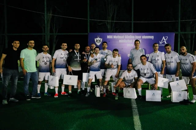 Milli Mətbuat Gününə həsr olunmuş minifutbol turniri keçirilib: Oxu.Az-ın müxbiri çempionlar sırasında - FOTO
