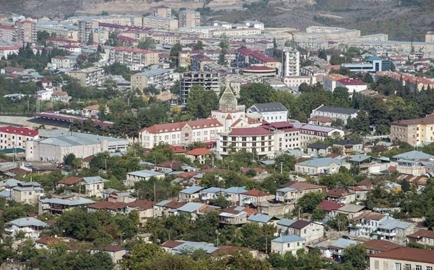 Xankəndidə türkləri qanunsuz işlədən iş adamı cərimələndi