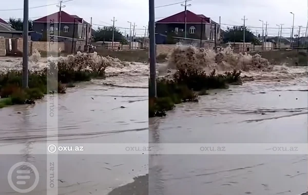 Sumqayıtda su fontan vurdu: Ətrafı su basdı - Video