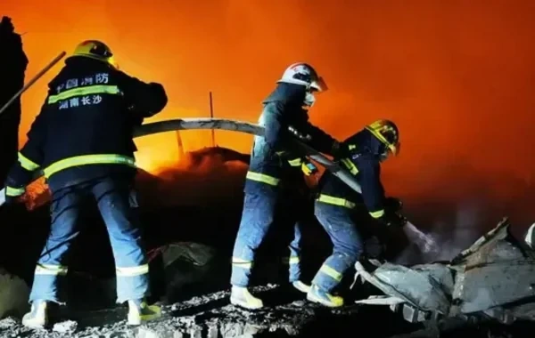 Çində zavodda baş verən partlayışda ölənlərin sayı ARTDI