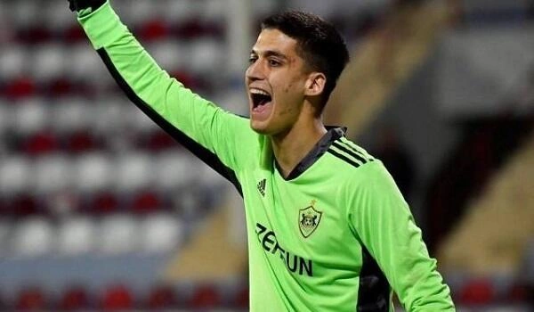 “Qarabağ”dan ayrılan qapıçı “Sabah”a keçdi