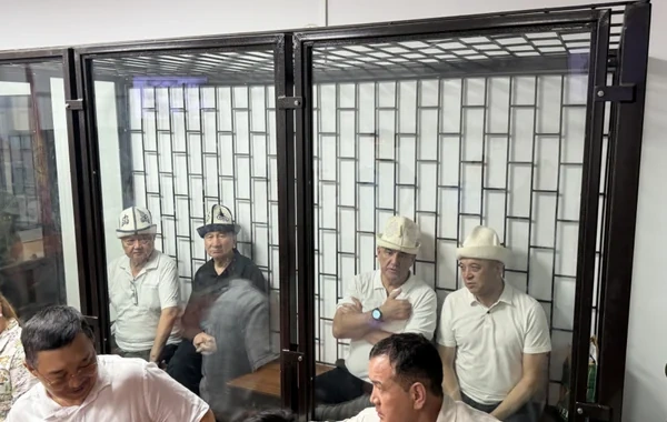 Qırğızıstanda dövlət çevrilişinə cəhd işi üzrə keçmiş yüksəkvəzifəlilərə hökm oxundu
