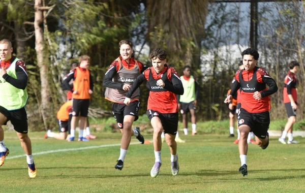 Azərbaycan millisinin futbolçusu Almaniyada komandasını dəyişib