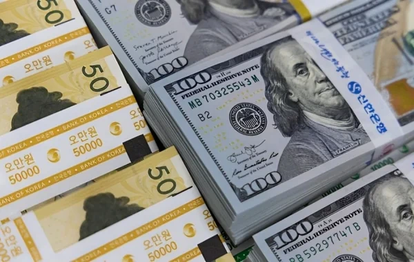 Cənubi Koreyada bank meneceri 45 min dolları oyun pulları ilə əvəz edib
