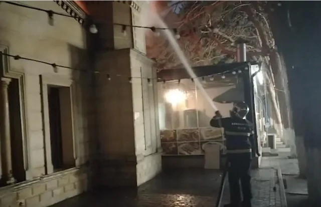 Xırdalanda yaşayış kompleksində yanğın baş verib - Foto/Video
