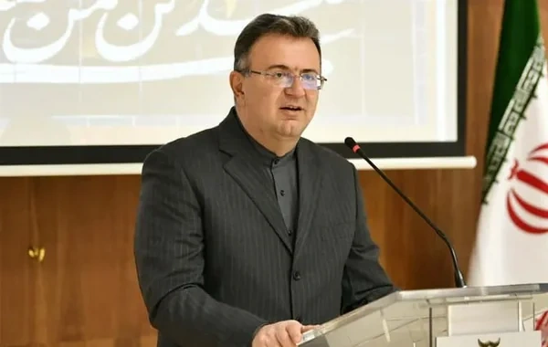 Tbilisidə İran səfirinə küçə itləri hücum etdi: Diplomatın ayağı sındı