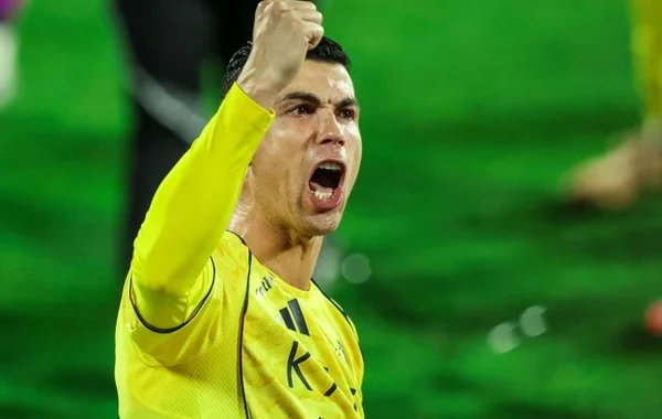 Ronaldu karyerasında 35-ci kuboku qazandı