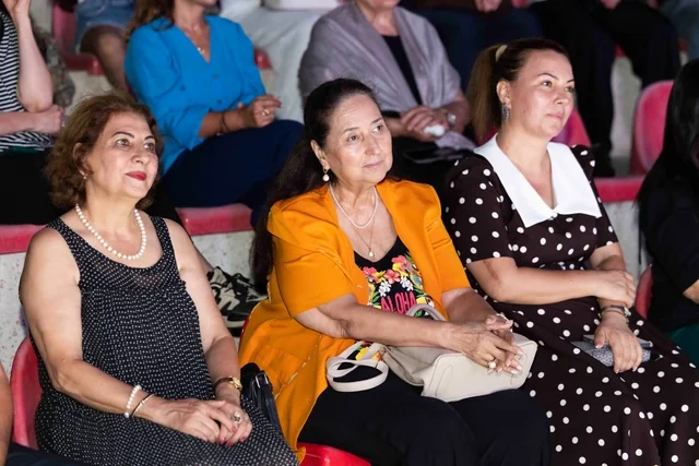 Xətai rayonunda Xalq artisti Mübariz Tağıyevlə görüş keçirilib