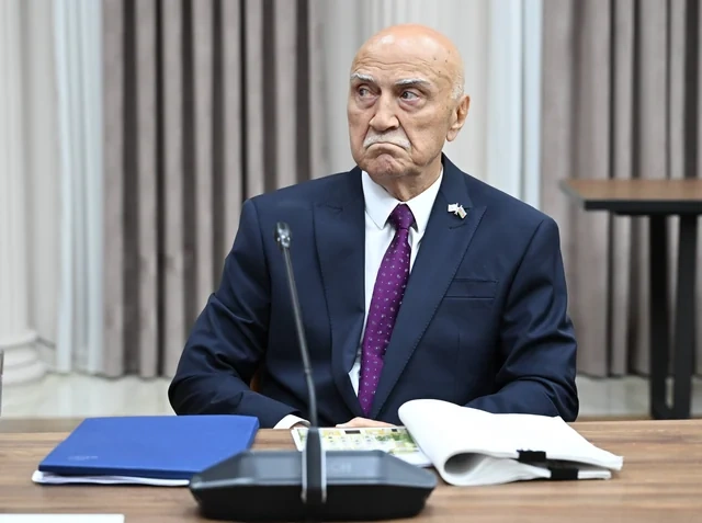 İqtisadi Şuranın iclası keçirildi: Qurumlara tapşırıqlar verildi - FOTO