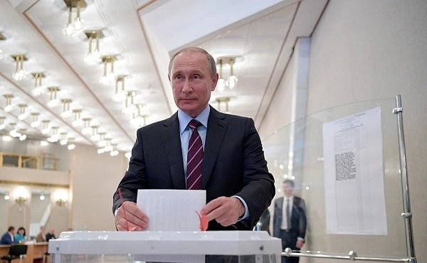 Putin çətin seçim qarşısındadır - "Nyusvik"