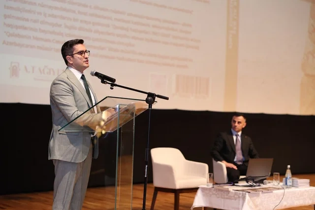 Yazıçı-publisist Aydın Tağıyevin kitabının təqdimatı olub - FOTO