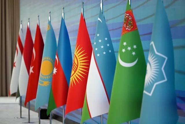 Bakıdan Türküstana uzanan intellektual körpü: TDT-nin yeni inkişaf strategiyası - FOTO