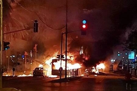 İran raketi İsraildə güclü partlayışa səbəb oldu - Video