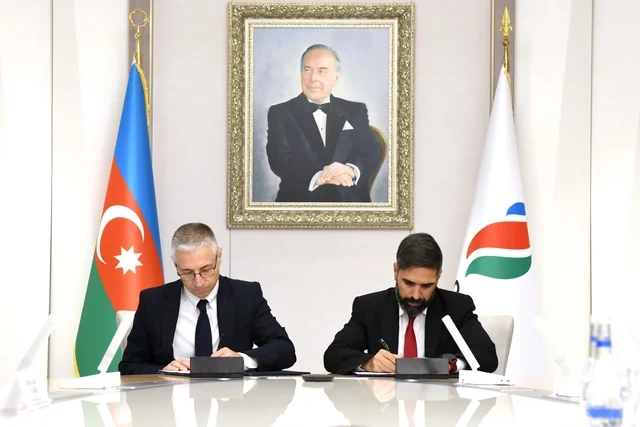 Rövşən Nəcəf Karlo Korsi ilə görüşüb - FOTO