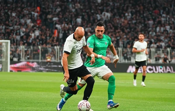 UEFA Avropa Liqası: "Beşiktaş" rəqibini darmadağın etdi - VİDEO