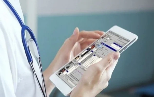 Elektron resept sistemi həkim səhvləri və saxta dərmanlarla bağlı nə vəd edir? - FOTO