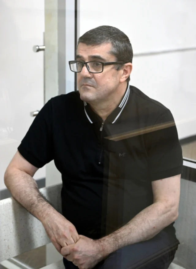 Ermənistan vətəndaşlarının şikayətləri üzrə apellyasiya məhkəməsində tərəflərin çıxışlarına başlanılıb