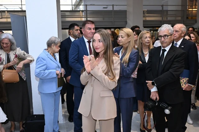 Leyla Əliyeva Müqəddəs Taxt-Tacda Azərbaycan xalçaları sərgisinin açılışında iştirak edib - FOTO