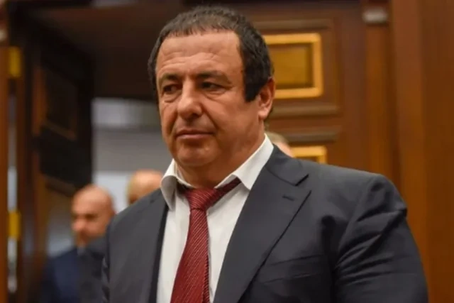 Ermənistanda müxalifət liderinin sərvəti müsadirə edildi - FOTO