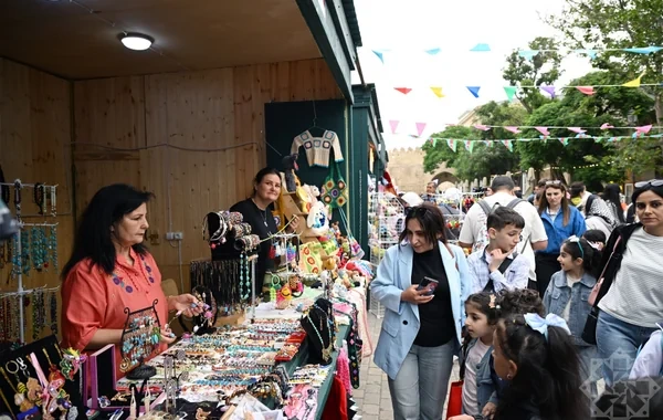 İçərişəhərdə Qarabağ mədəniyyətinə həsr edilmiş festival təşkil olunub - VİDEO