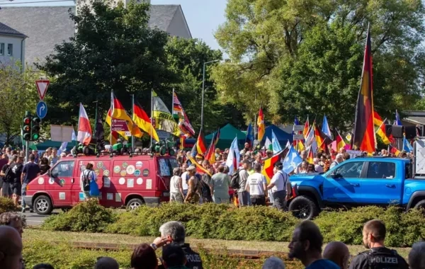 Almaniyada etirazlar: Merts hökumətinin istefası tələb edilir