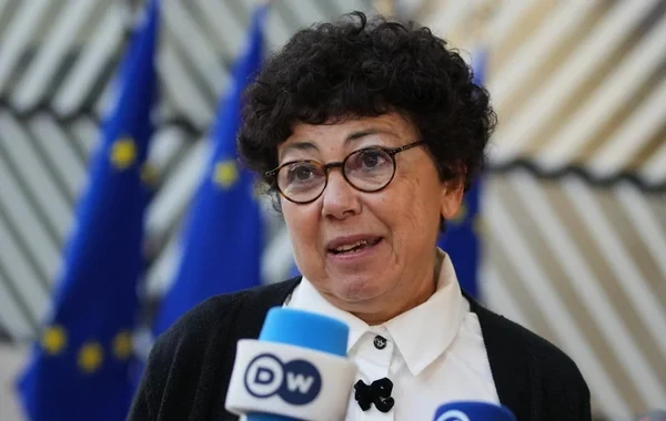 Fransa hökumətində QALMAQAL: Yeni qanun nazirin istefası ilə nəticələndi