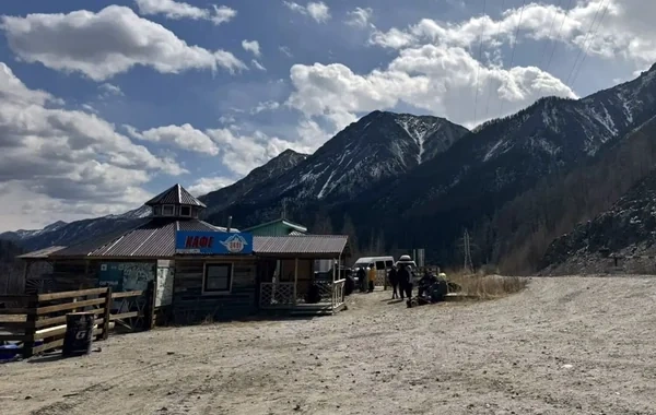 Rusiyada qar uçqununa düşən turistlərdən daha ikisinin meyiti tapıldı