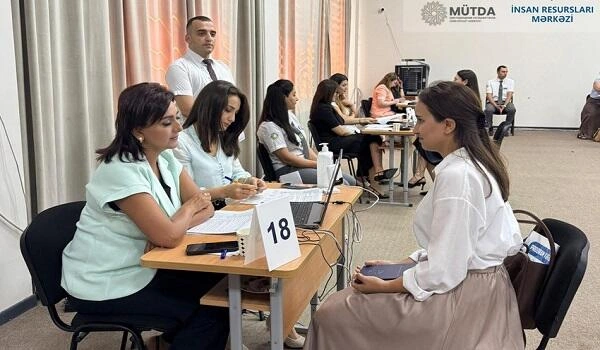 Müəllimlərin yaşayış rayonuna uyğun vakansiya seçimi başladı