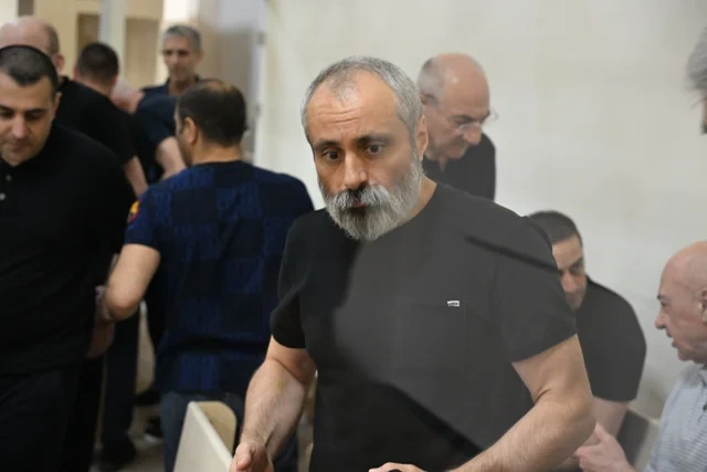 Ermənistan vətəndaşlarının şikayətləri üzrə apellyasiya məhkəməsi çıxışlarla davam etdirilib - FOTO