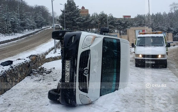 Qusarda aşan mikroavtobusda xəsarət alan şəxslərin kimliyi məlum olub