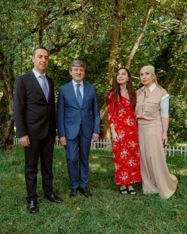 Leyla Əliyeva Qəbələdə fərdi sərginin açılışında və ağacəkmə aksiyasında iştirak edib - FOTO